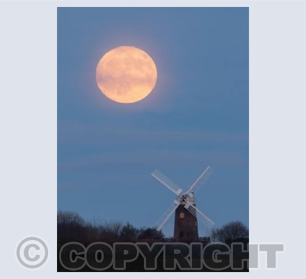 Moonrise, Wilton Windmill 